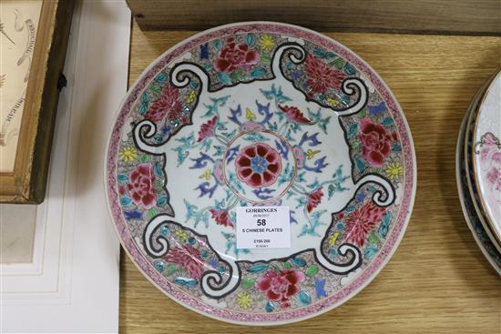 Five assorted 18th century Chinese famille rose plates, 9in.